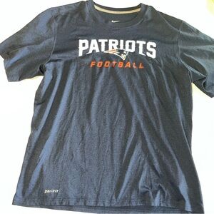Nike Patriots T-Shirt Men's Blue Large NFL Football Dri-Fit
